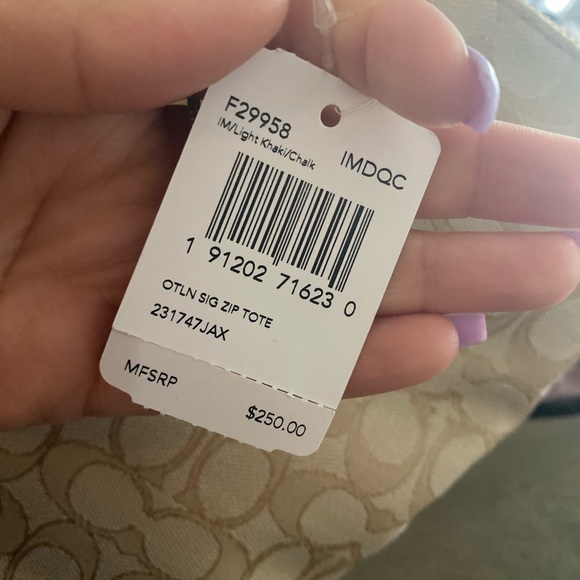 Coach Signature Zip Tote (Im/Light Khaki/ Chalk) - Picture 5 of 5